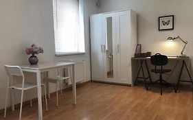 Chaka Apartments